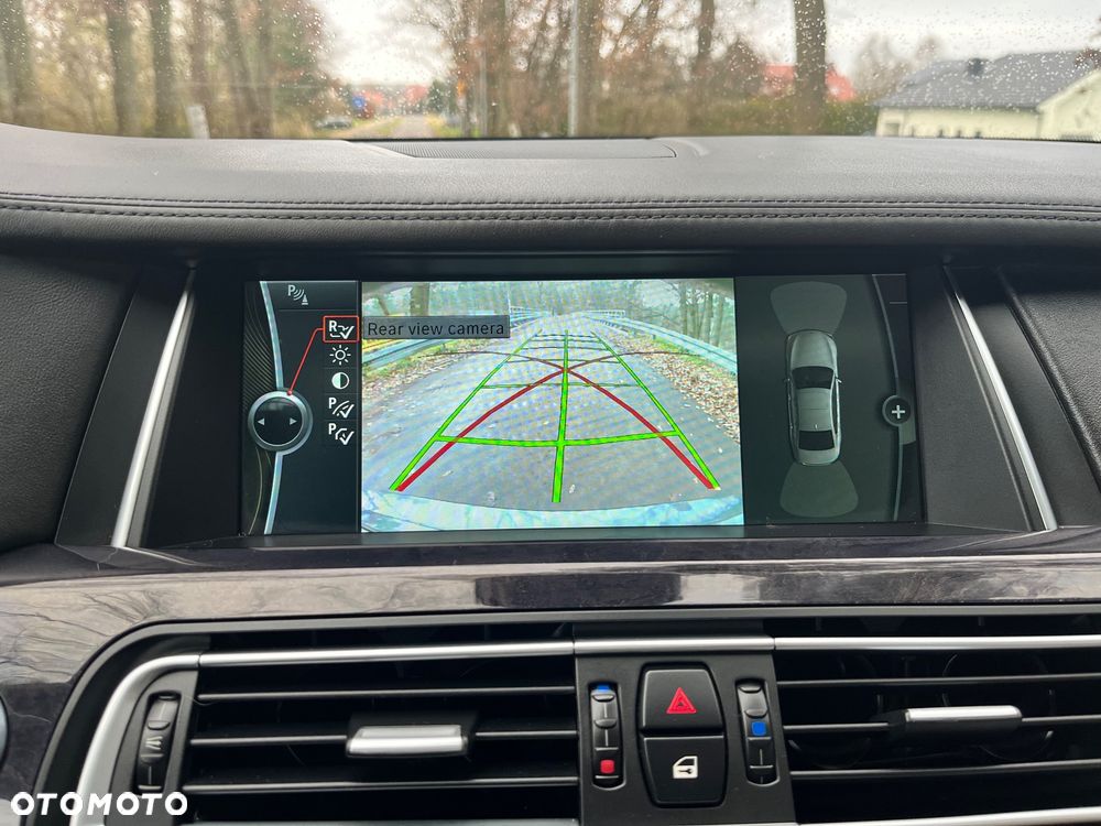 BMW Seria 7 750i - 26