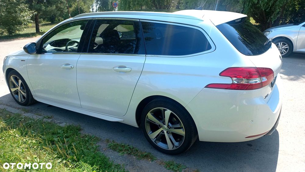 Peugeot 308 - 4