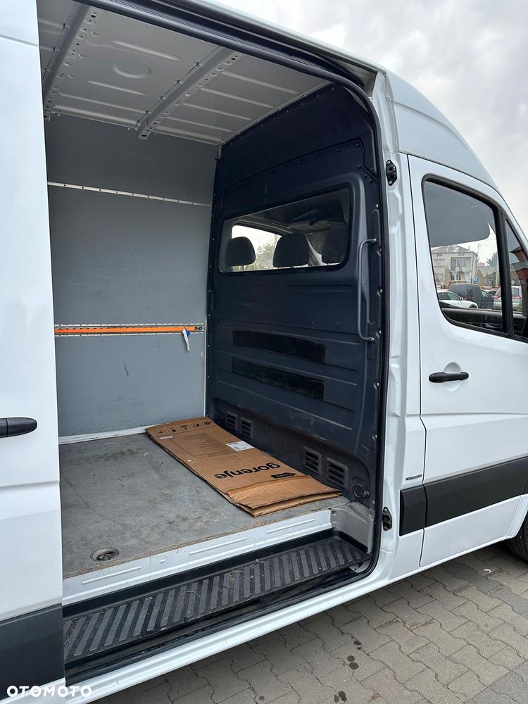 Mercedes-Benz SPRINTER - 17