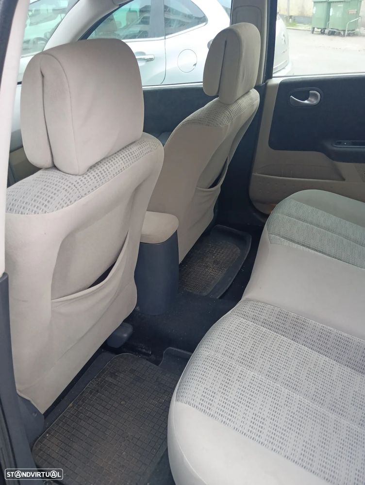 Renault Mégane 1.5 dCi Dynamique - 18