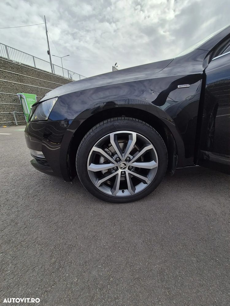 Skoda Octavia 2.0 TDI DSG Ambition - 12
