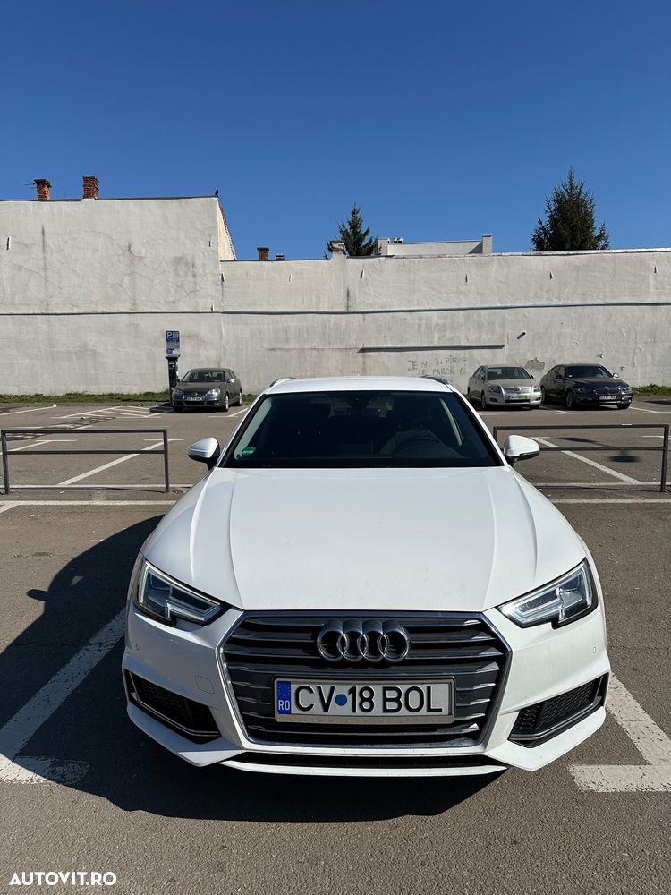 Audi A4 40 TFSI S tronic - 1