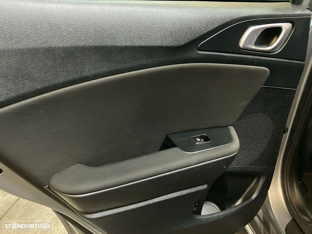 Kia XCeed 1.0 T-GDI Drive - 21