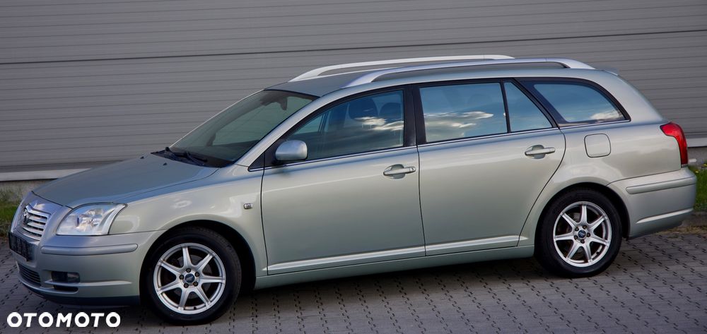 Toyota Avensis 1.8 VVT-i Combi Team - 6