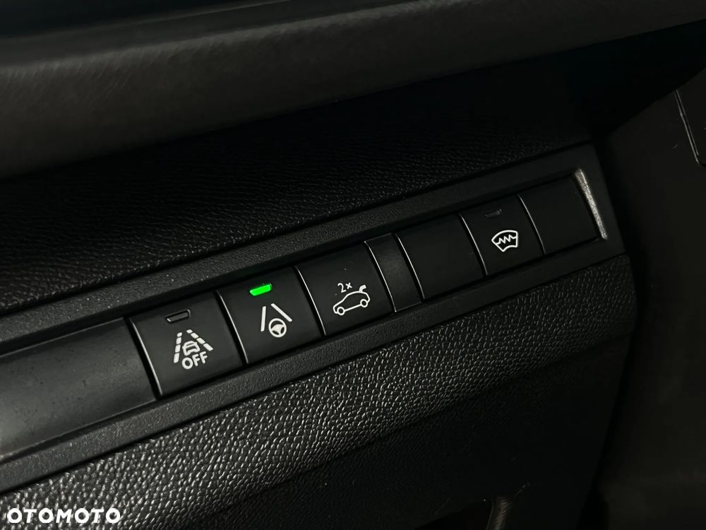 Peugeot 5008 2.0 BlueHDi GT Pack S&S EAT8 - 11