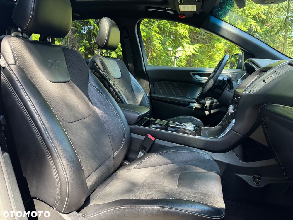 Ford Edge - 18