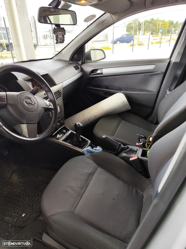 Opel Astra Caravan - 5