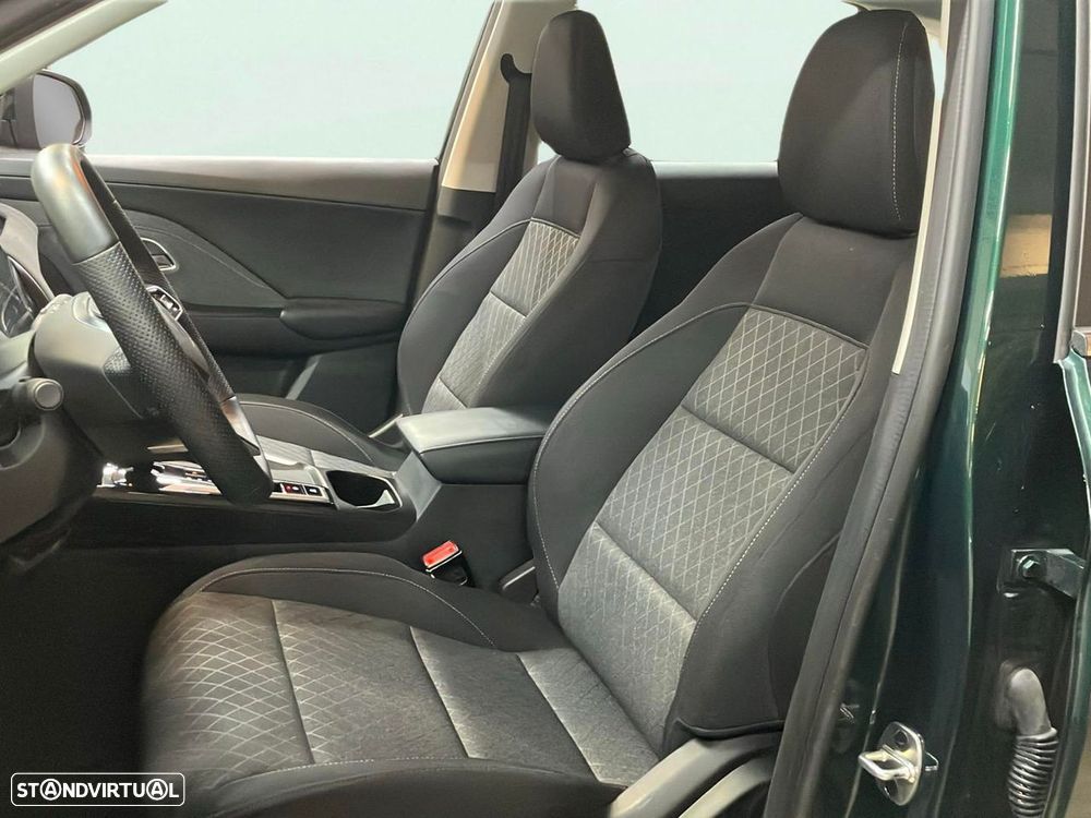 MG ZS - 16