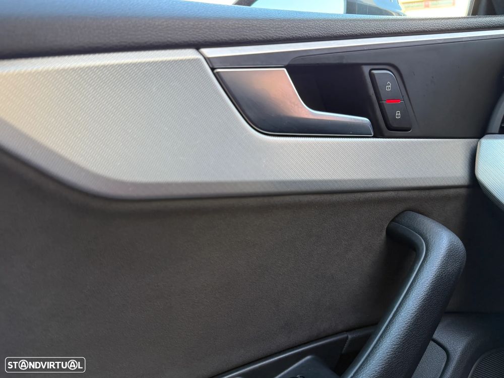 Audi A5 2.0 TDI S-line S tronic - 28