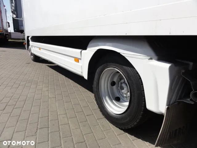 Mercedes-Benz ATEGO 816 KONTENER WINDA DMC10990 Euro5 - 23