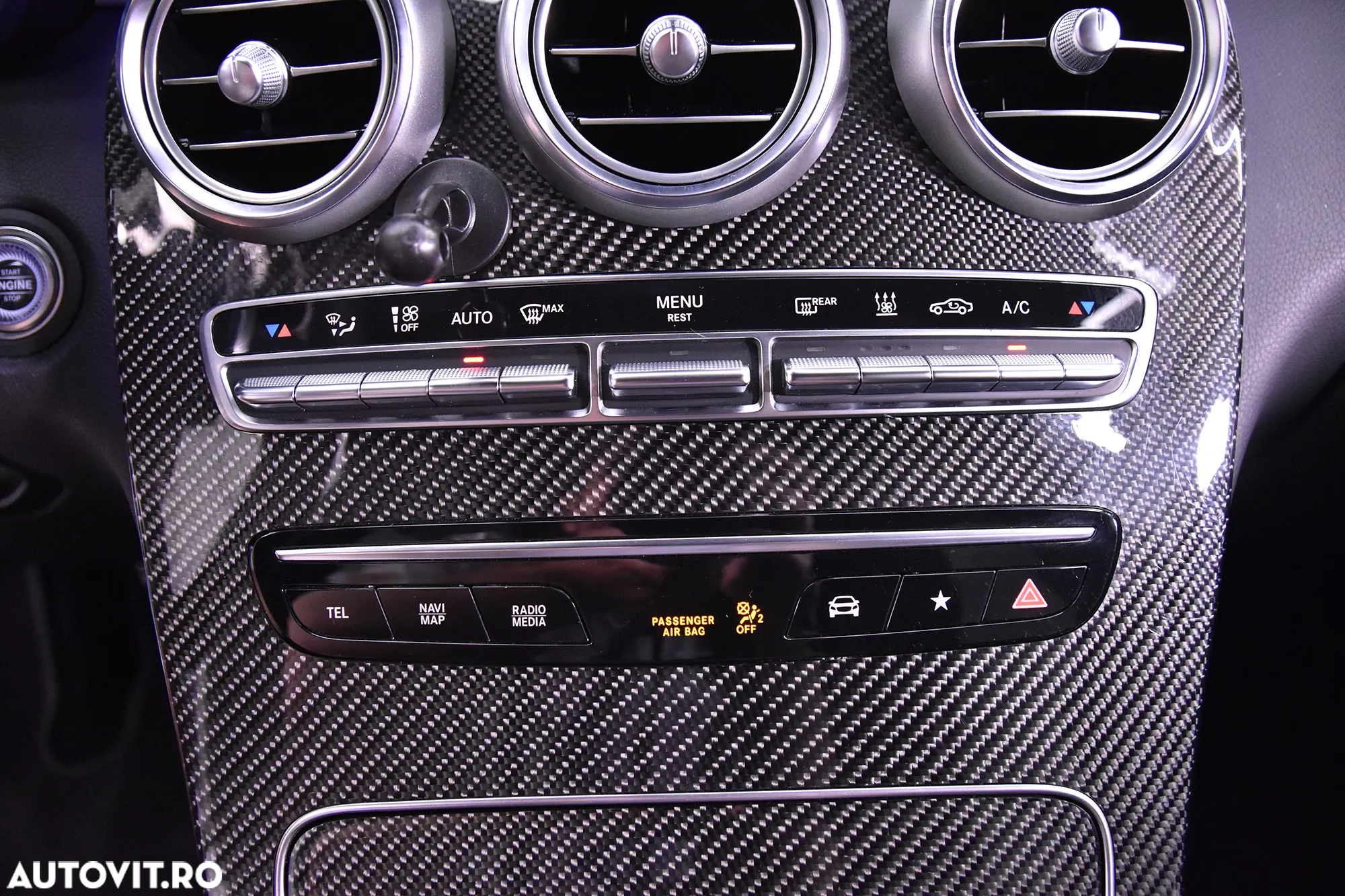Mercedes-Benz GLC 300 e 4MATIC - 18