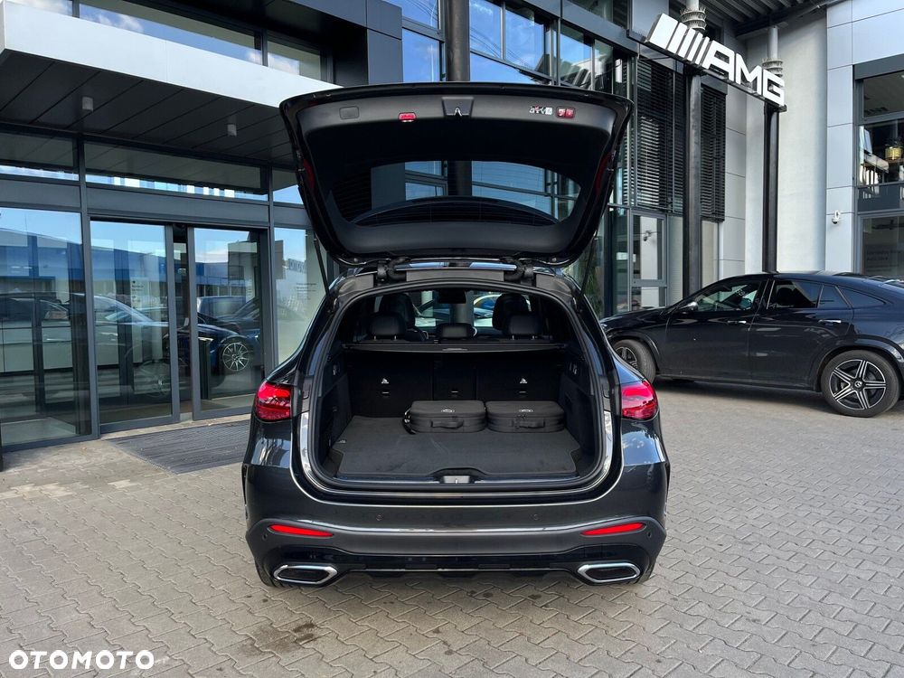 Mercedes-Benz GLC - 19