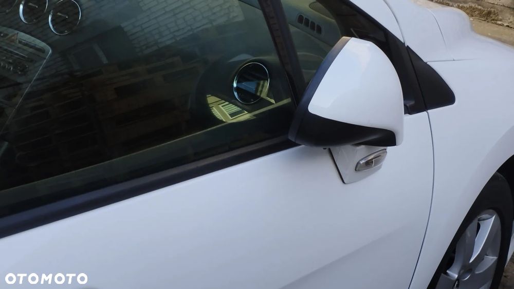 Peugeot 308 1.6 Premium - 16
