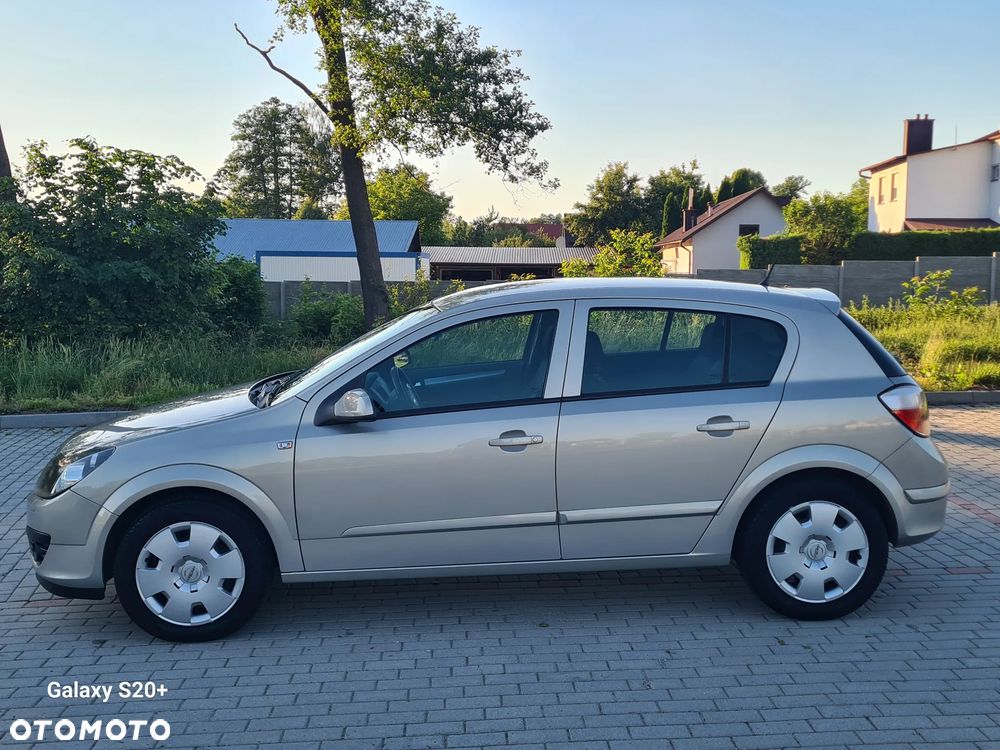 Opel Astra - 2