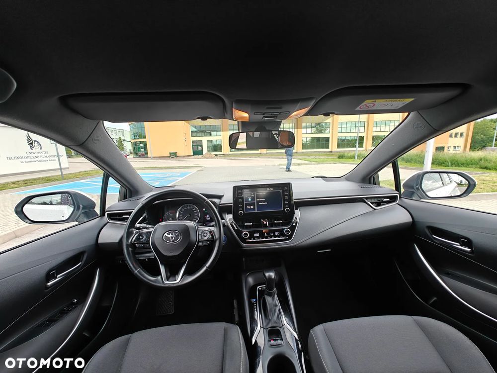 Toyota Corolla 1.8 Hybrid Comfort - 10