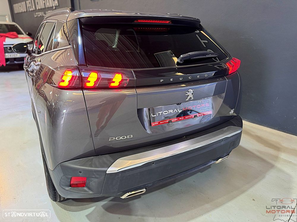 Peugeot 2008 1.2 PureTech Allure - 10