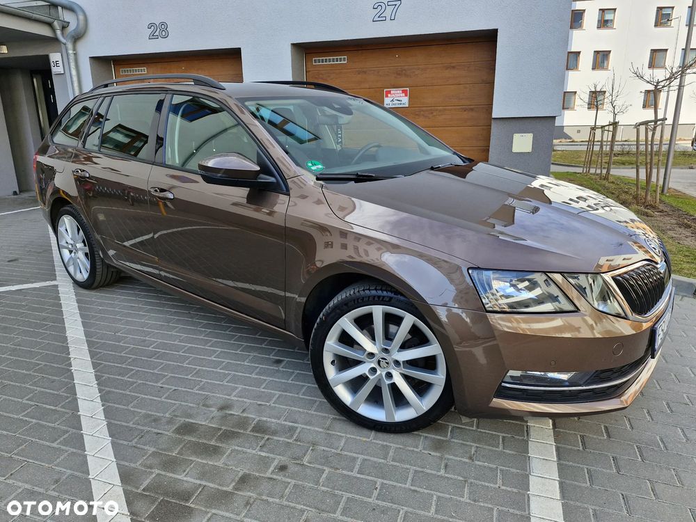 Skoda Octavia 2.0 TDI SCR Clever DSG - 3