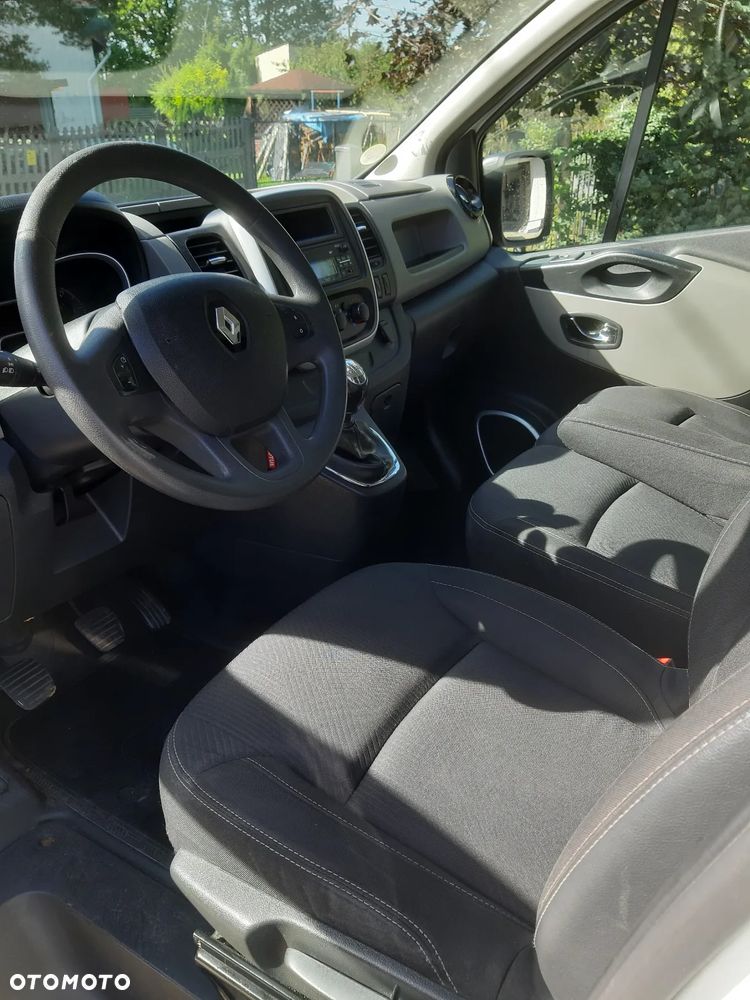 Renault Trafic - 8