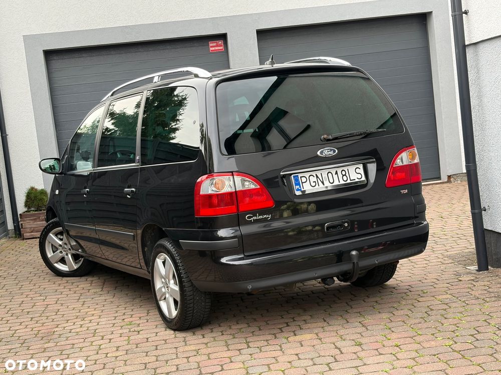 Ford Galaxy TDI Ghia - 15