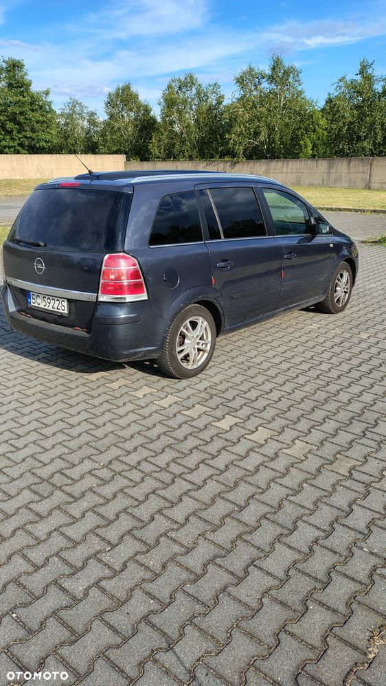 Opel Zafira 1.8 Enjoy - 2
