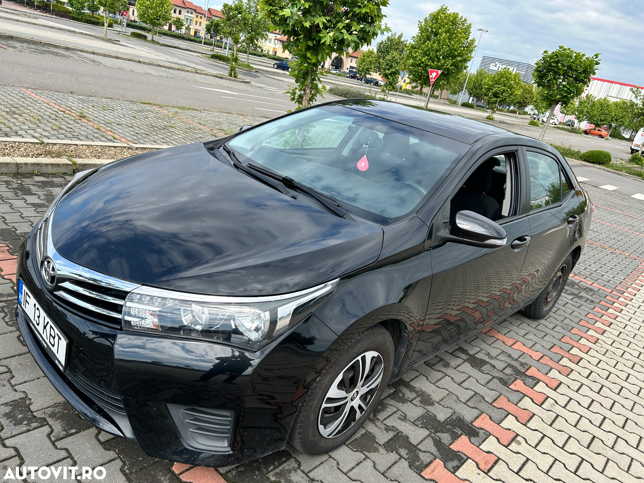 Toyota Corolla 1.6 Luna - 5