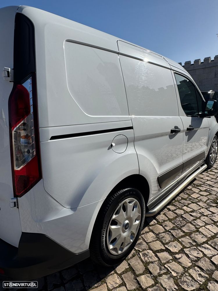 Ford Transit Connect - 18