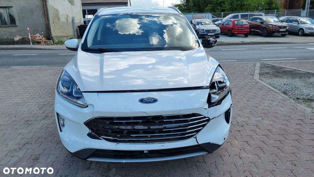 Ford Kuga - 11