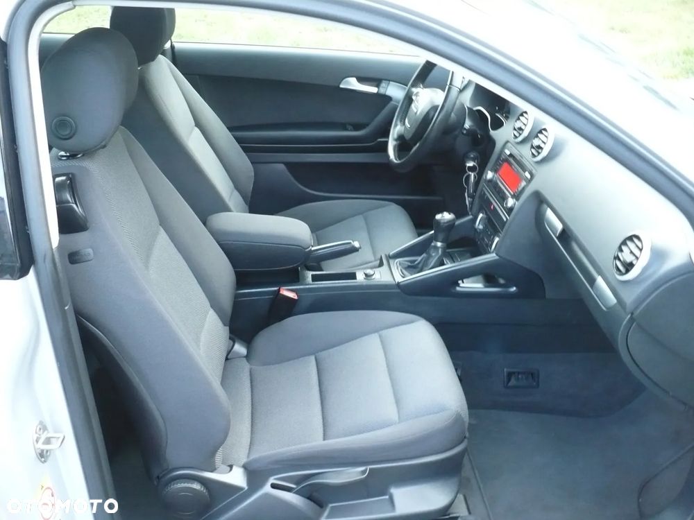 Audi A3 3-drzwiowe 2.0 TDI Ambition - 17