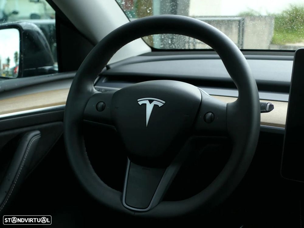 Tesla Model Y Long Range Tração Integral - 34