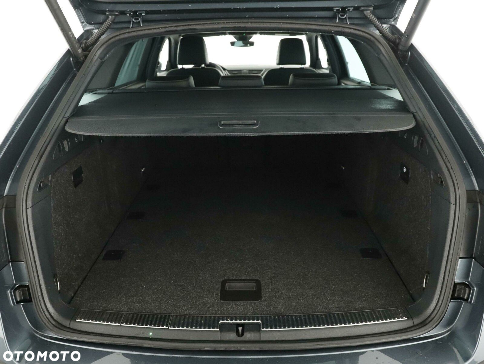 Skoda Superb 2.0 TDI SCR 4x4 L&K DSG - 9