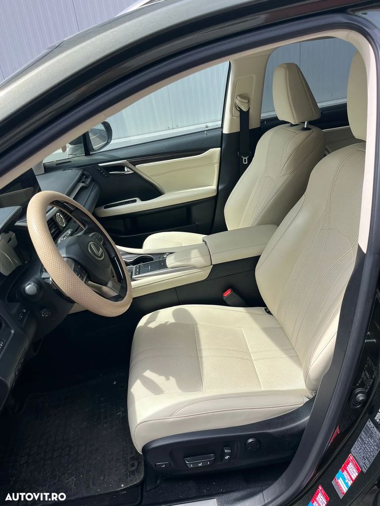 Lexus Seria RX - 2