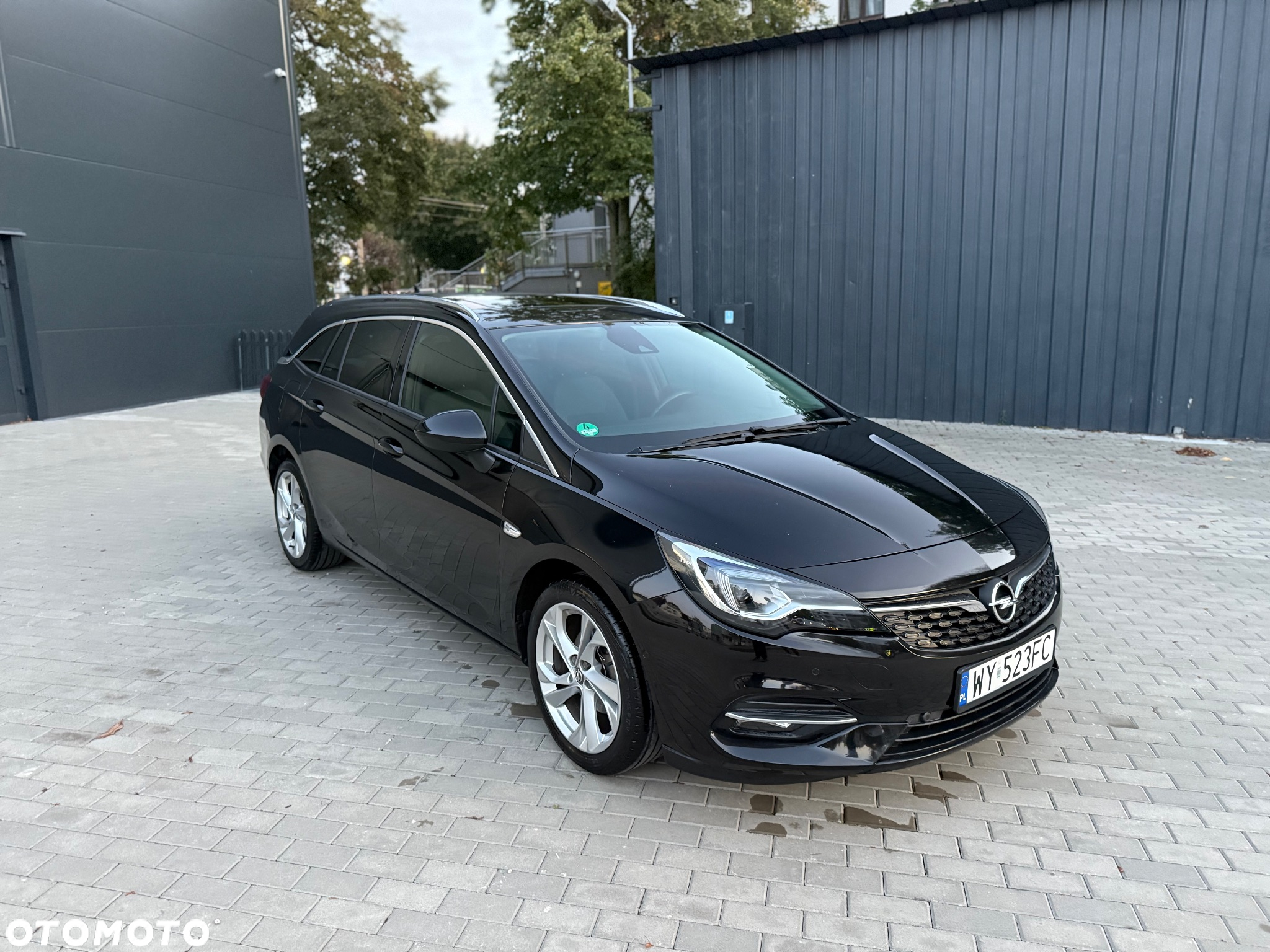 Opel Astra V 1.2 T Ultimate S&S - 3
