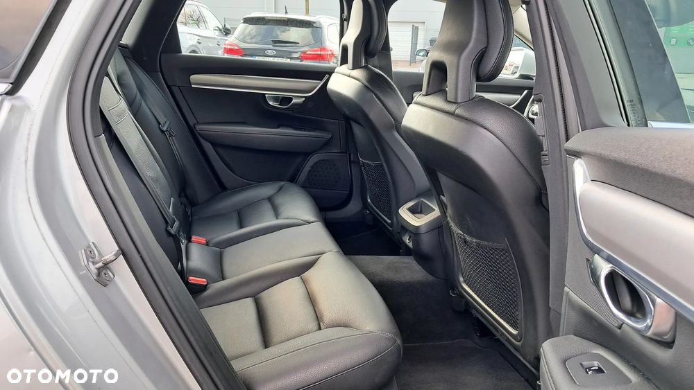 Volvo V90 D3 Inscription - 12