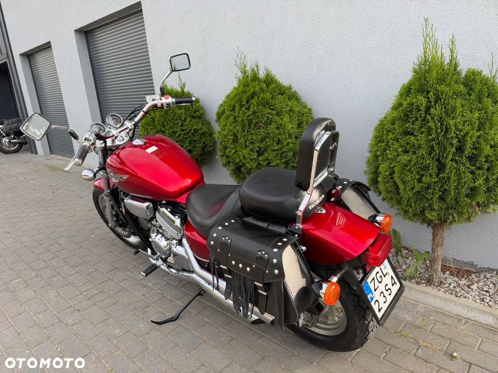 Honda VF - 9