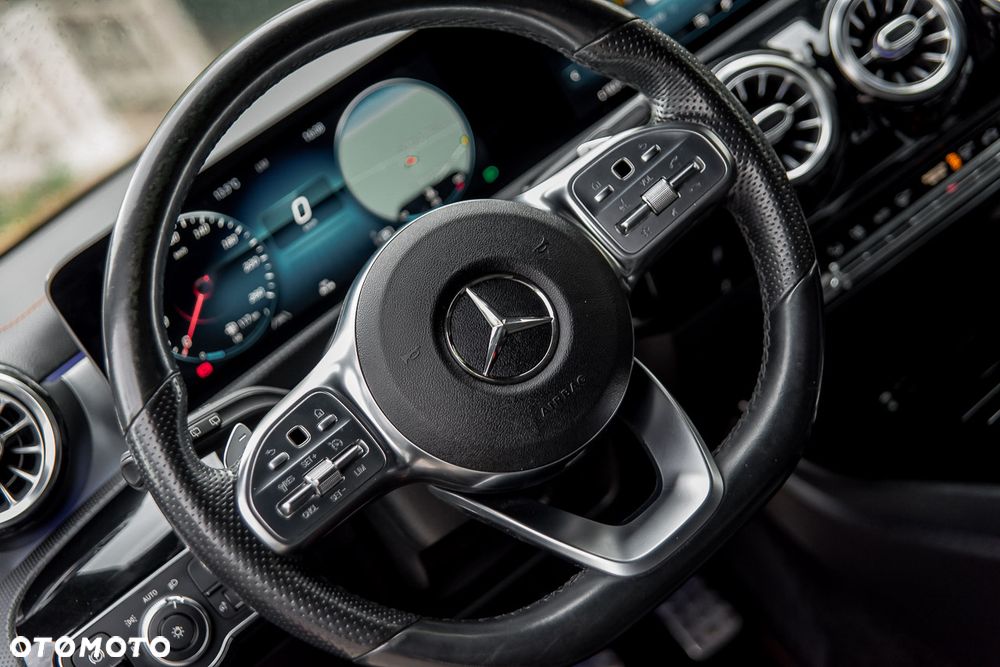 Mercedes-Benz CLA 220 Edition 1 7G-DCT - 17