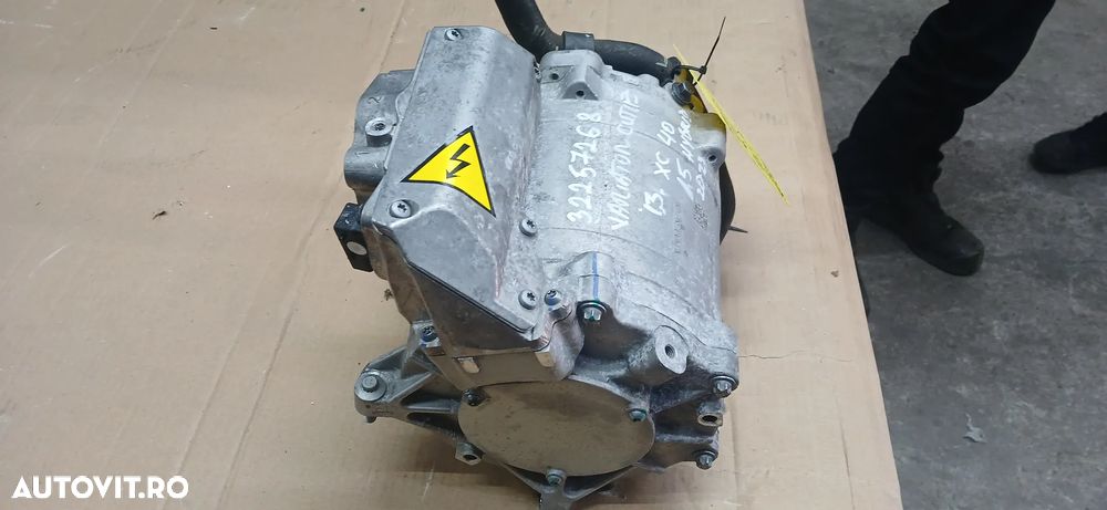 Variator cutie de viteza automata Volvo Xc40 1.5 hybrid 2023 - 4