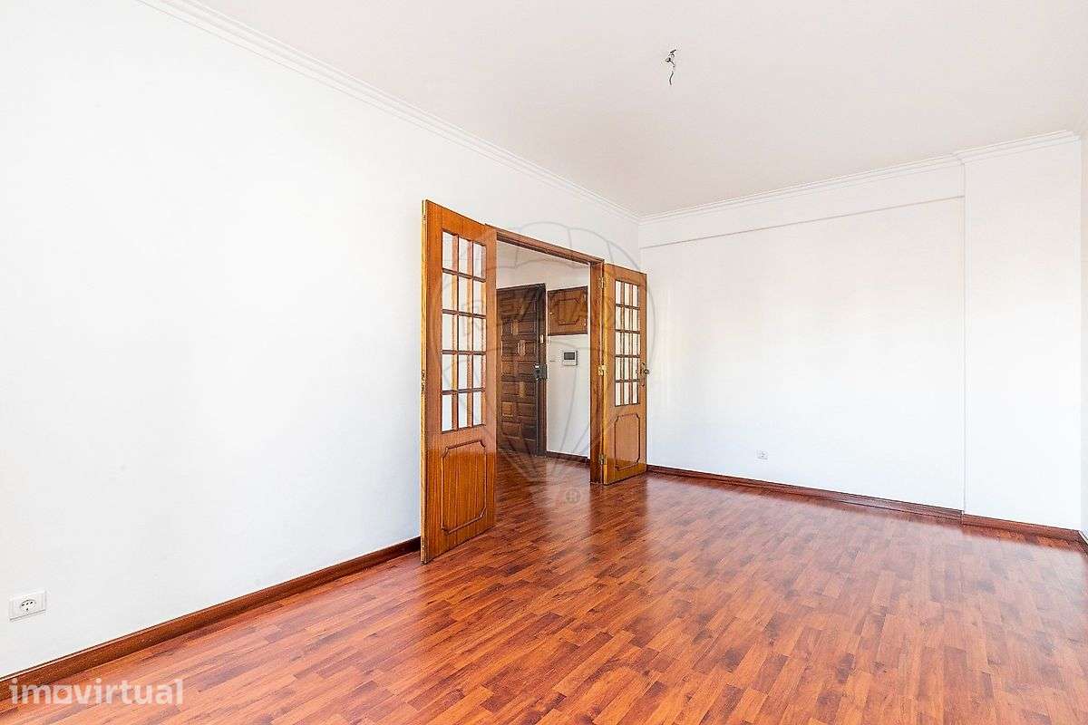 Apartamento T1 para arrendamento - Grande imagem: 3/18