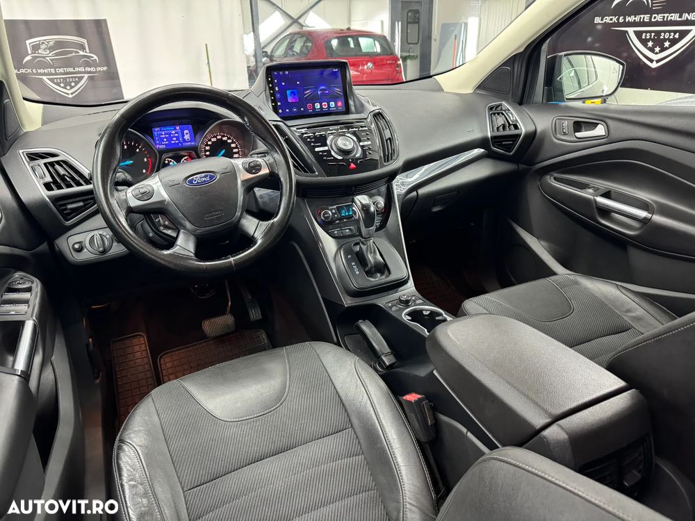 Ford Kuga 2.0 TDCi 4x4 Aut. Titanium - 4