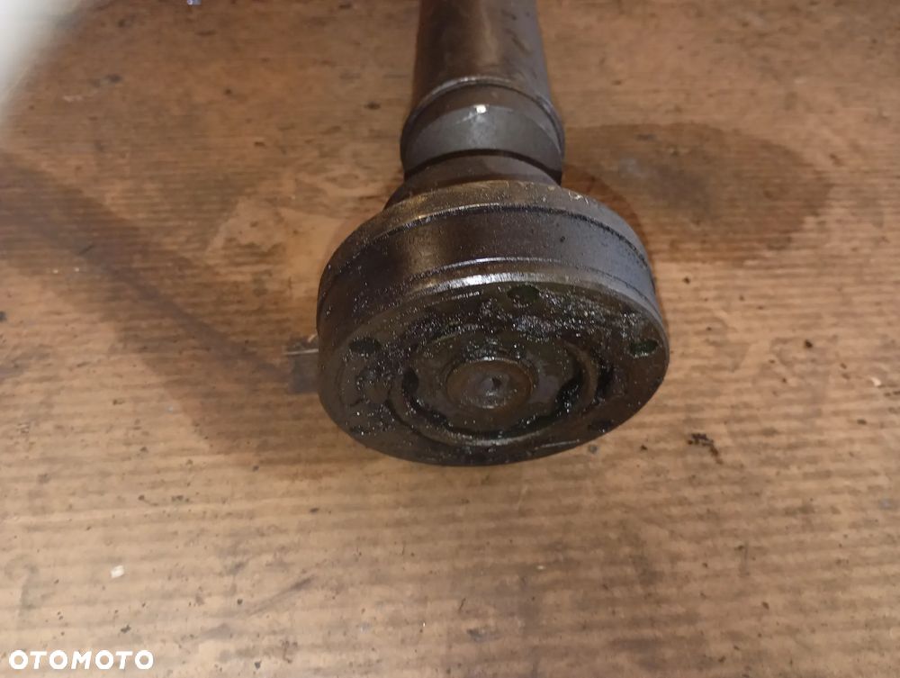 Audi A4 B5 wal napedowy 8D0521101A - 3