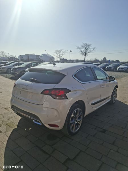DS Automobiles DS 4 - 5