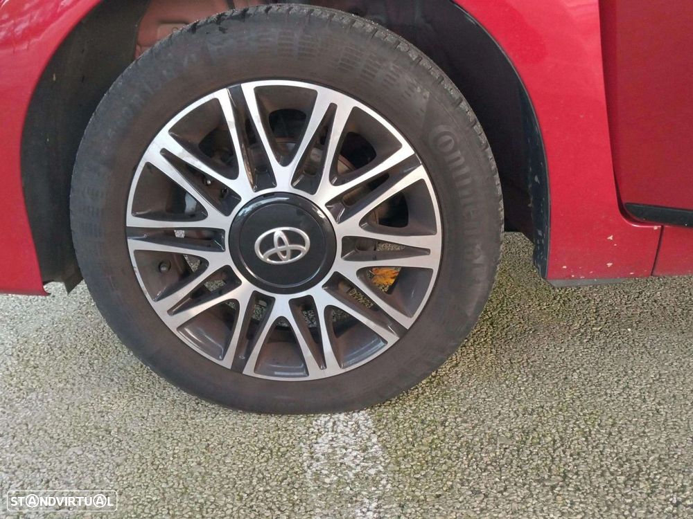 Toyota Aygo - 13