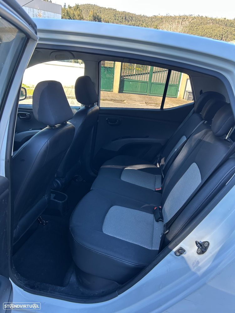Hyundai i10 - 4