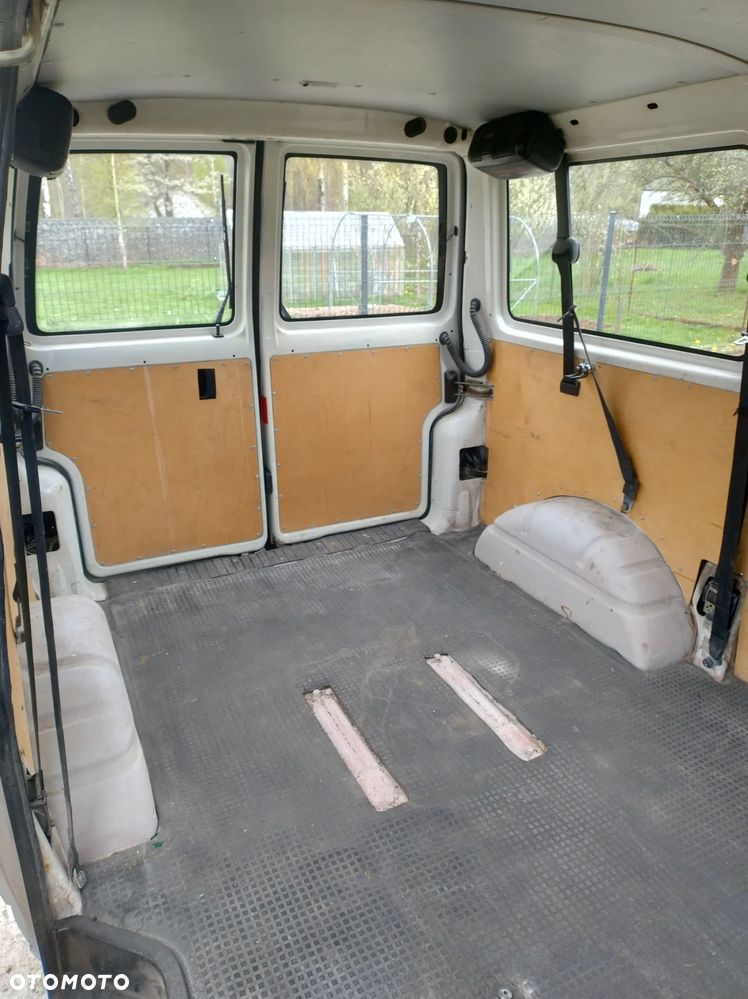 Volkswagen Transporter Allstar - 16