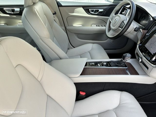 Volvo V60 2.0 D4 Momentum Plus Geartronic - 23