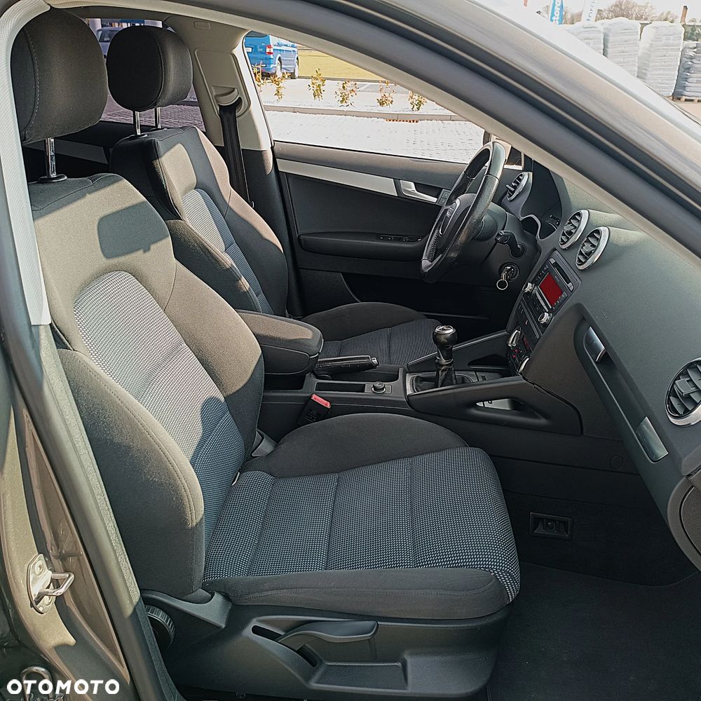 Audi A3 Sportback 2.0 TDI DPF Attraction - 17