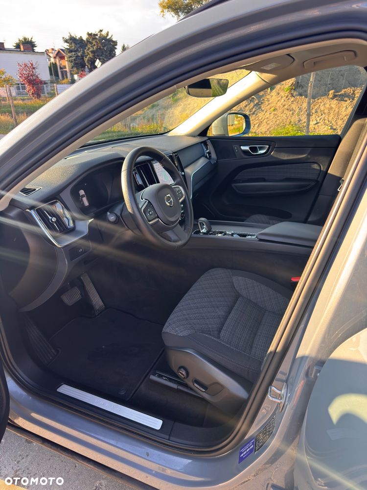 Volvo XC 60 B5 B AWD Core - 6