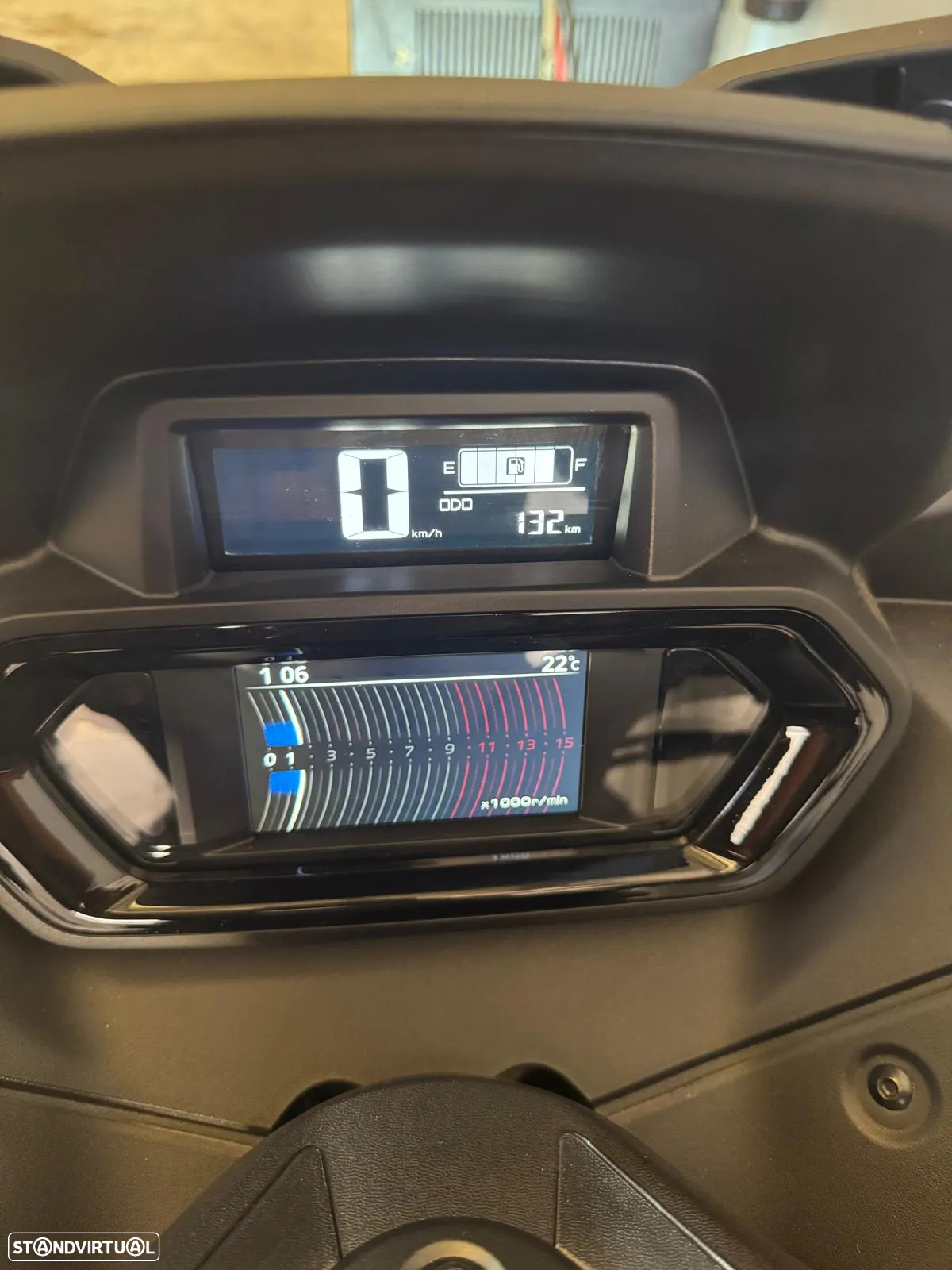 Yamaha X-Max Tech Max - 11