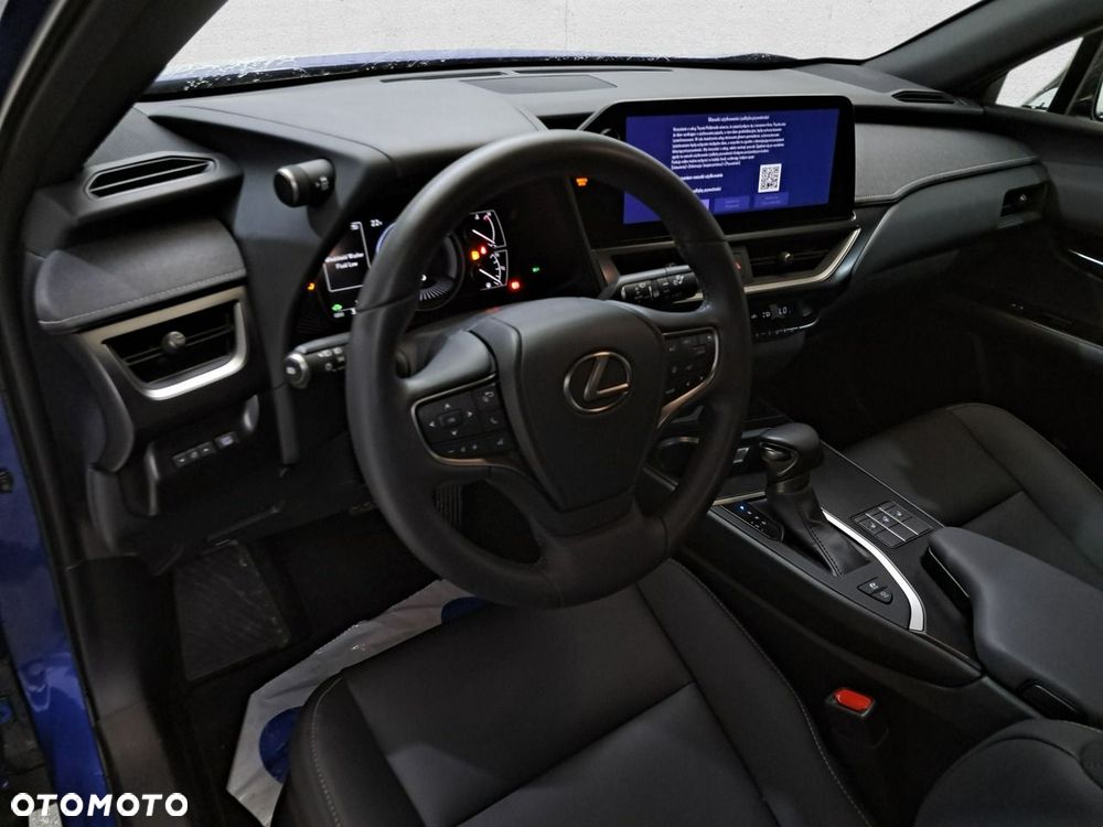 Lexus UX - 11