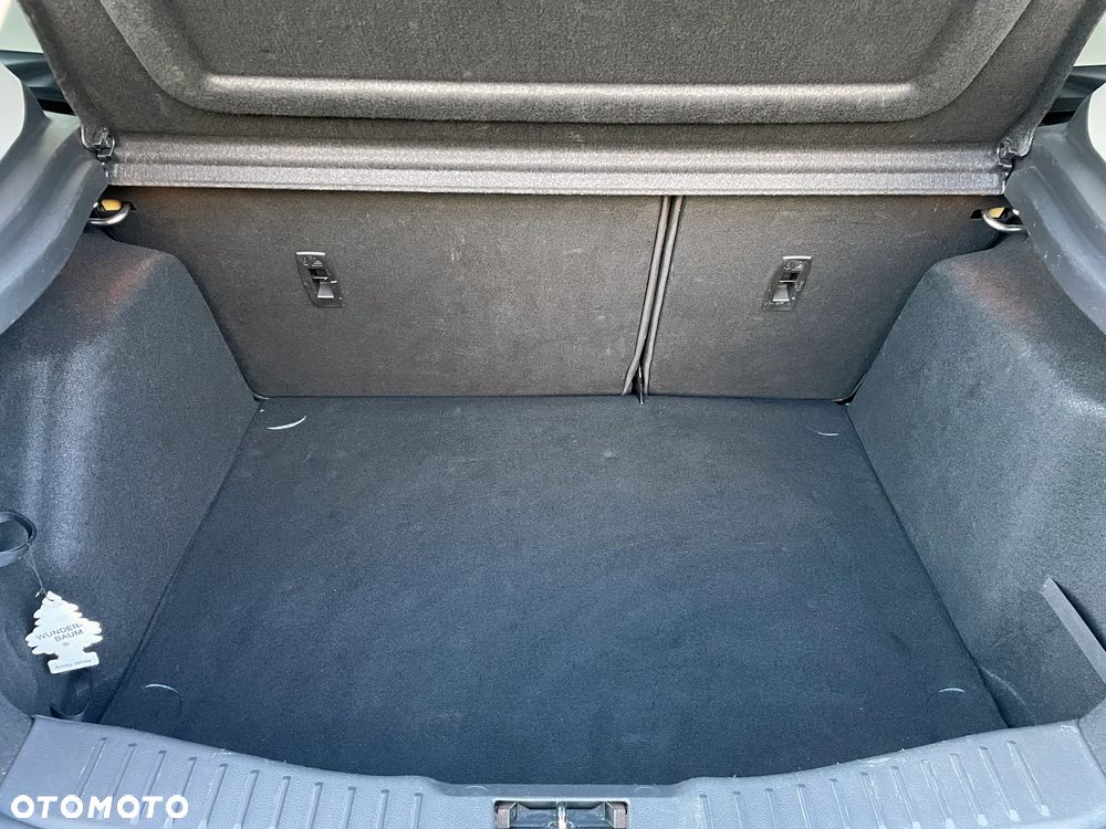 Ford Focus - 33