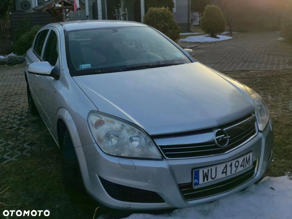 Opel Astra 1.6 Enjoy - 11